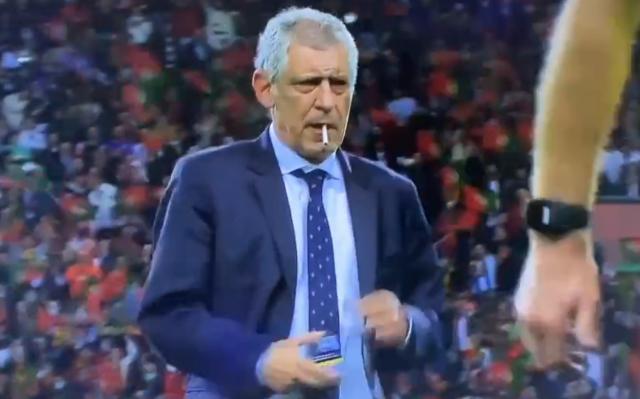 188体育在线-3比1险胜土耳其 桑托斯太紧张了 叨了烟却没点着